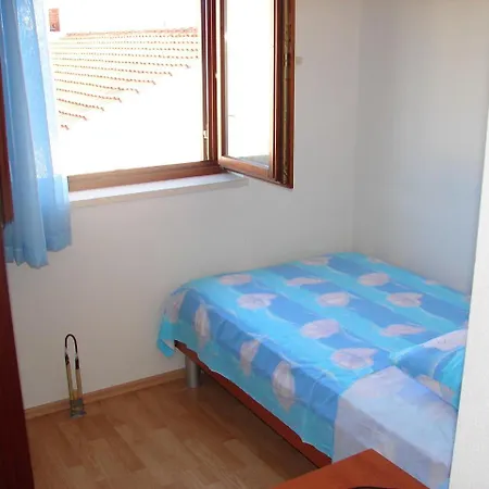 Tone شقة تروغير