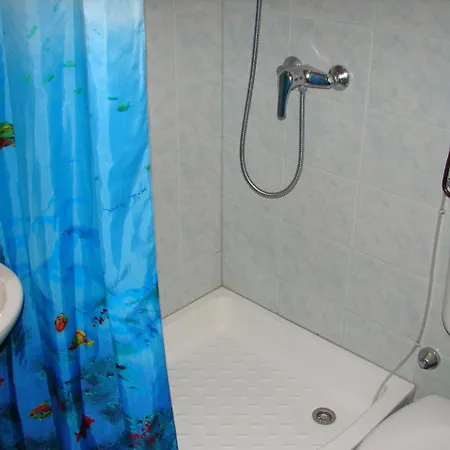 Tone Διαμέρισμα